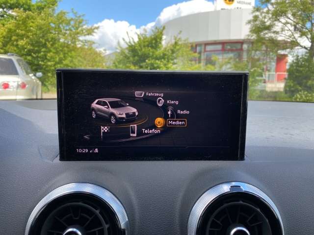 Fahrzeugbild eines Audi Q2
