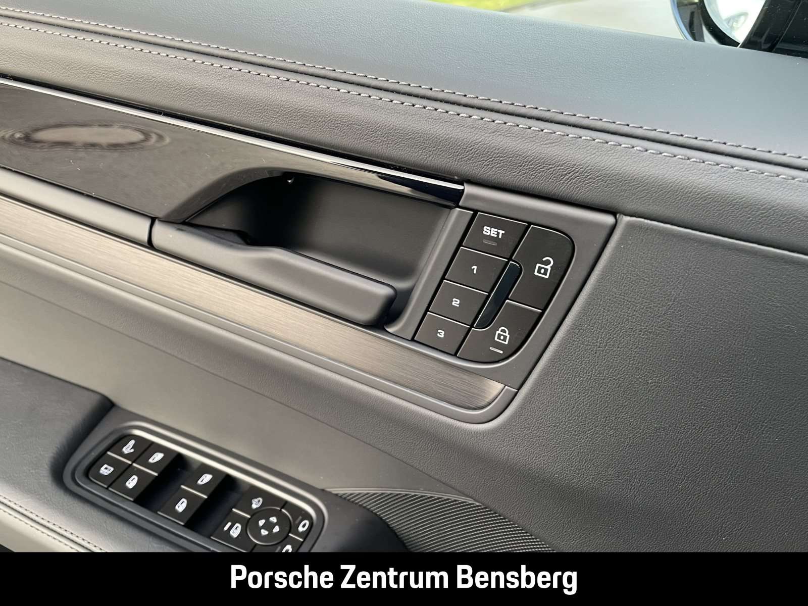 Fahrzeugbild eines Porsche Cayenne