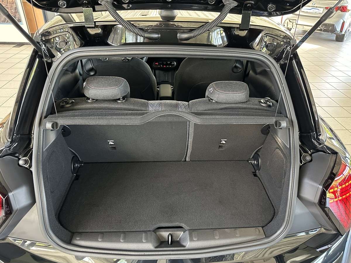 Fahrzeugbild eines MINI COOPER