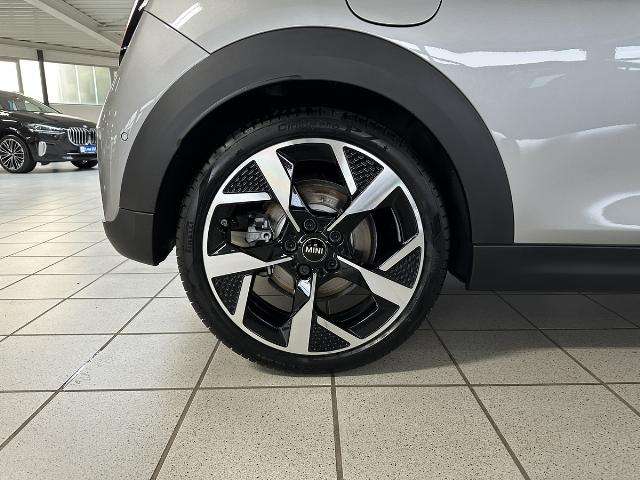 Fahrzeugbild eines MINI COOPER