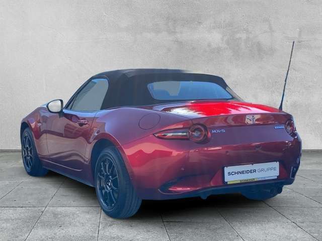 Fahrzeugbild eines Mazda MX-5