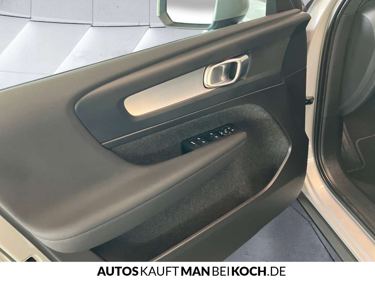 Fahrzeugbild eines Volvo XC40