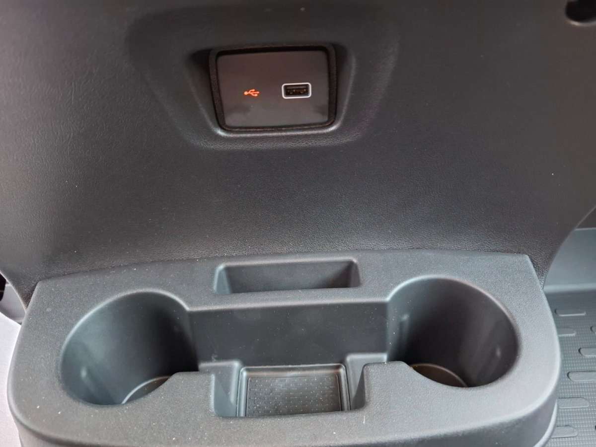 Fahrzeugbild eines Opel Movano