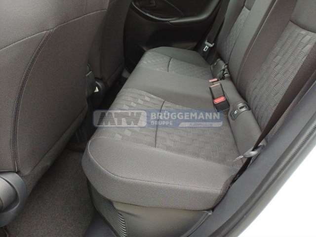 Fahrzeugbild eines Mazda Mazda2 Hybrid