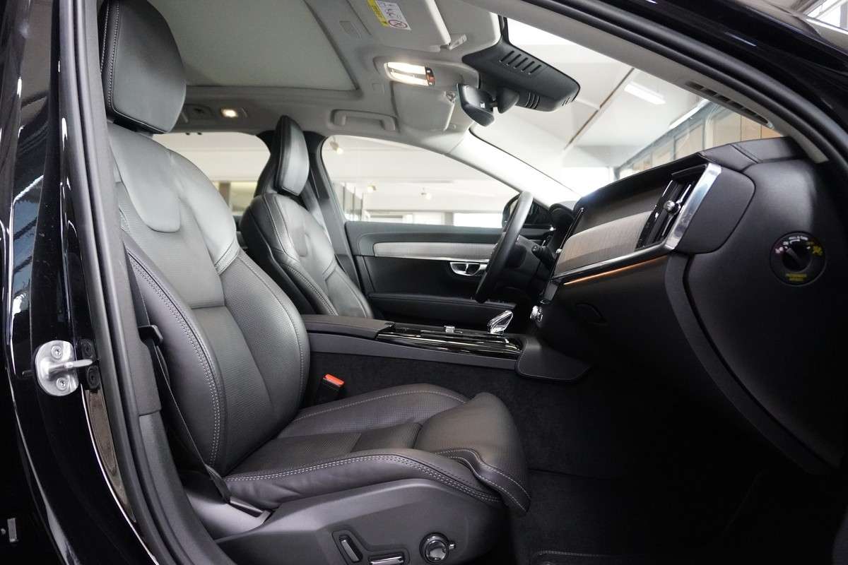 Fahrzeugbild eines Volvo V90