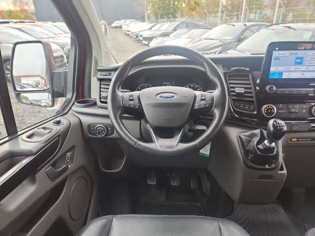 Fahrzeugbild eines Ford Transit Custom