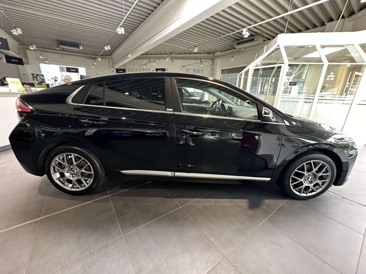 Fahrzeugbild eines Hyundai IONIQ