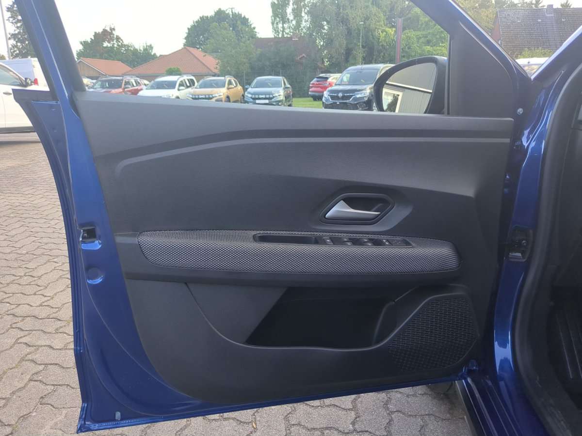 Fahrzeugbild eines Dacia Sandero
