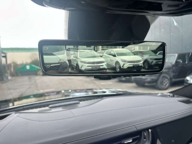Fahrzeugbild eines Jeep Grand Cherokee