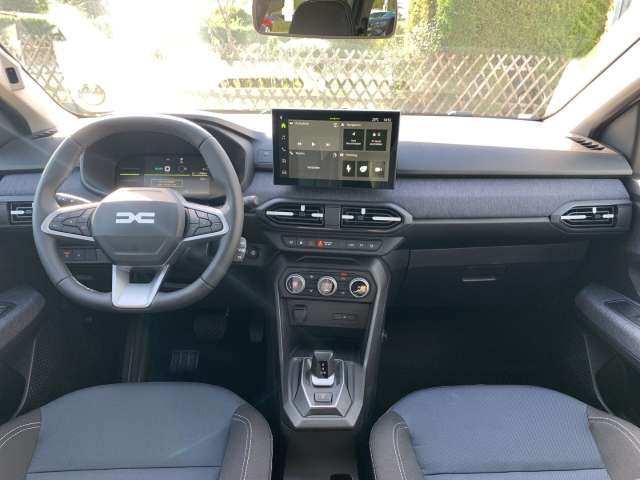 Fahrzeugbild eines Dacia Jogger