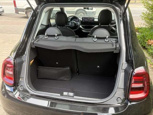 Fahrzeugbild eines Fiat 500
