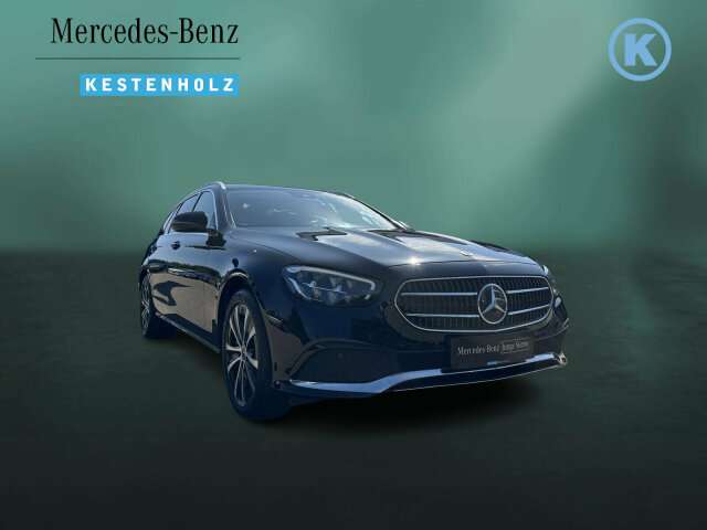 Fahrzeugbild eines Mercedes-Benz E-Klasse