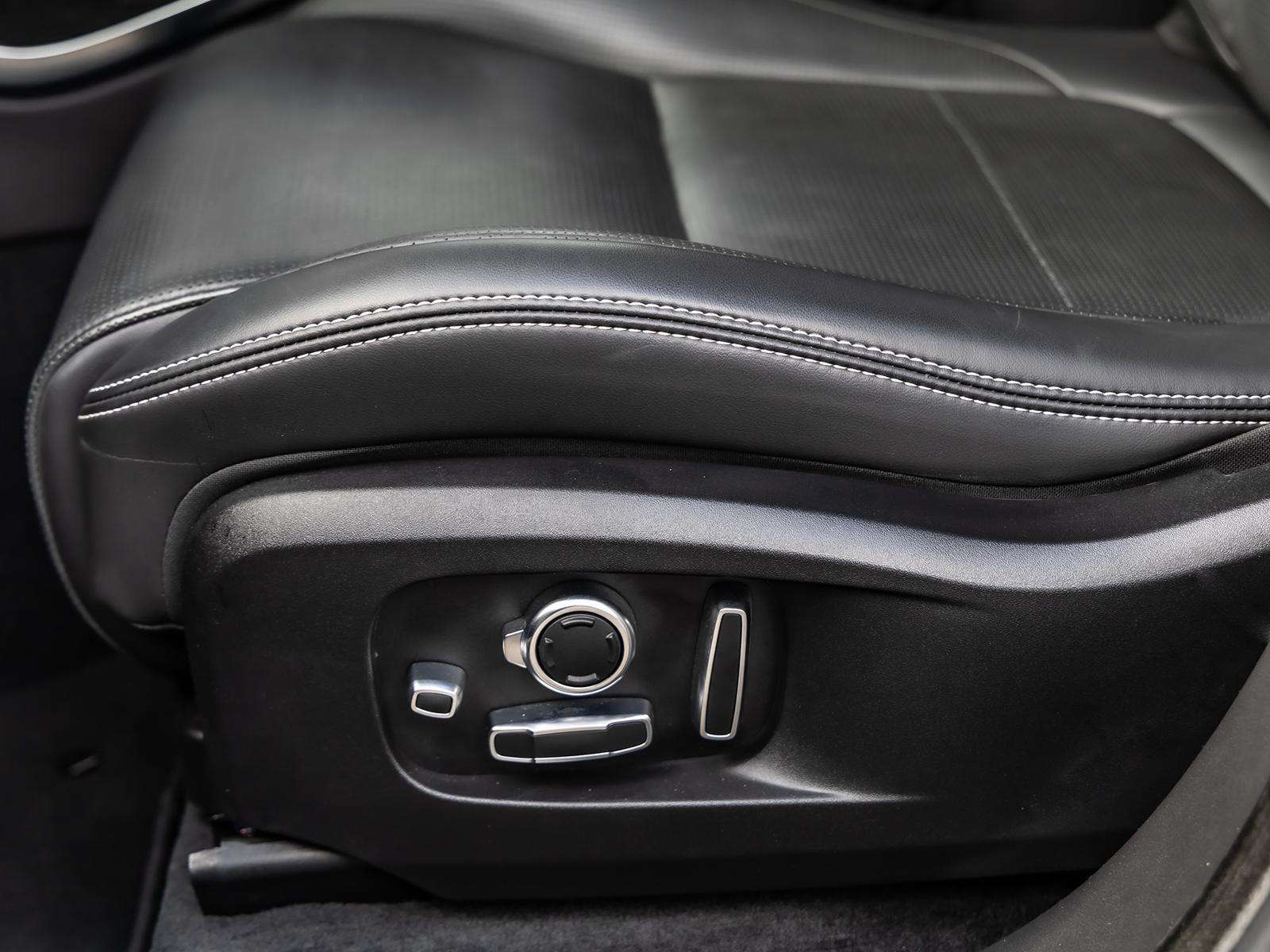 Fahrzeugbild eines Jaguar F-PACE