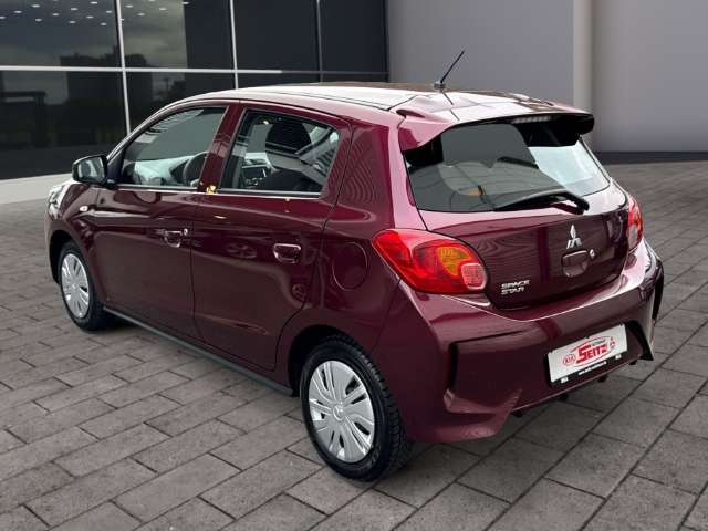 Fahrzeugbild eines Mitsubishi Space Star