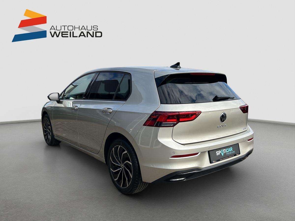 Fahrzeugbild eines Volkswagen Golf