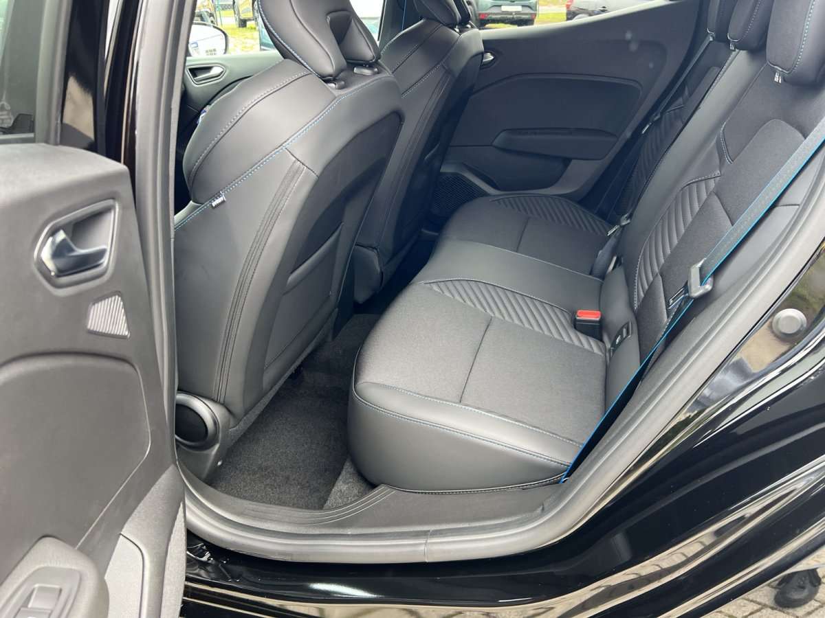 Fahrzeugbild eines Renault Clio