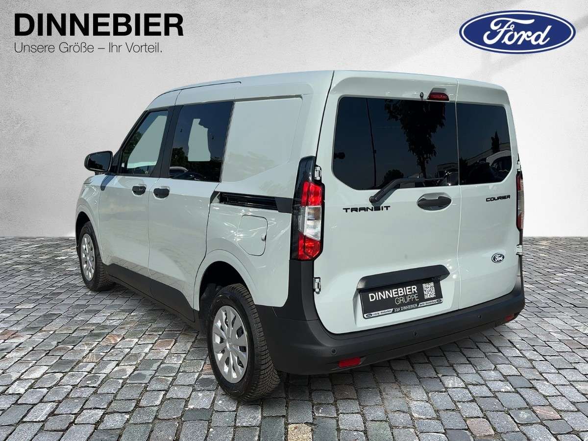Fahrzeugbild eines Ford Transit Courier