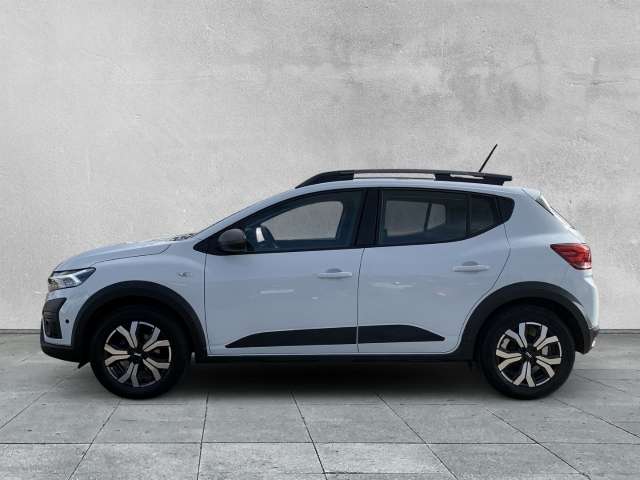 Fahrzeugbild eines Dacia Sandero