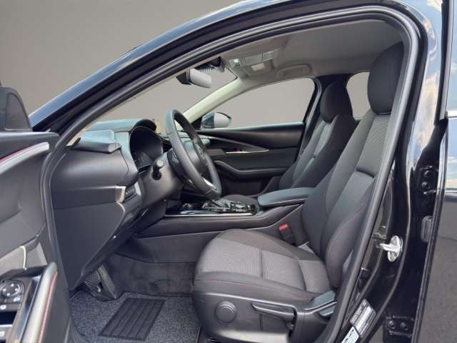 Fahrzeugbild eines Mazda CX-30