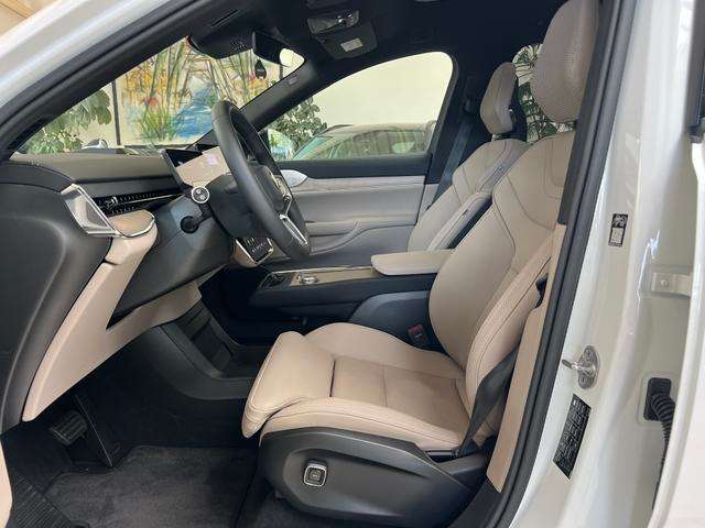 Fahrzeugbild eines Volvo EX90
