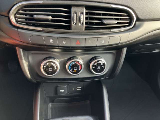 Fahrzeugbild eines Fiat Tipo