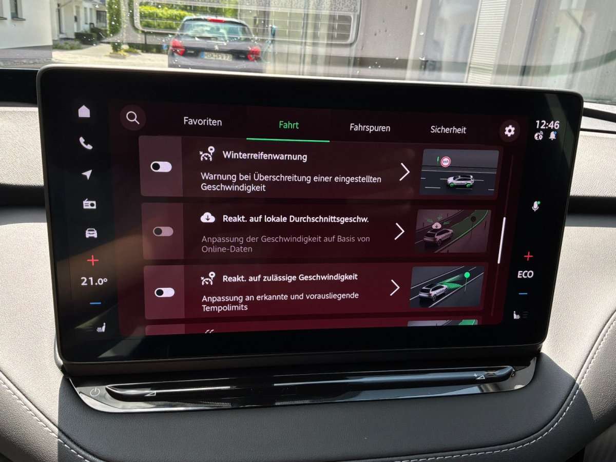 Fahrzeugbild eines Skoda ELROQ