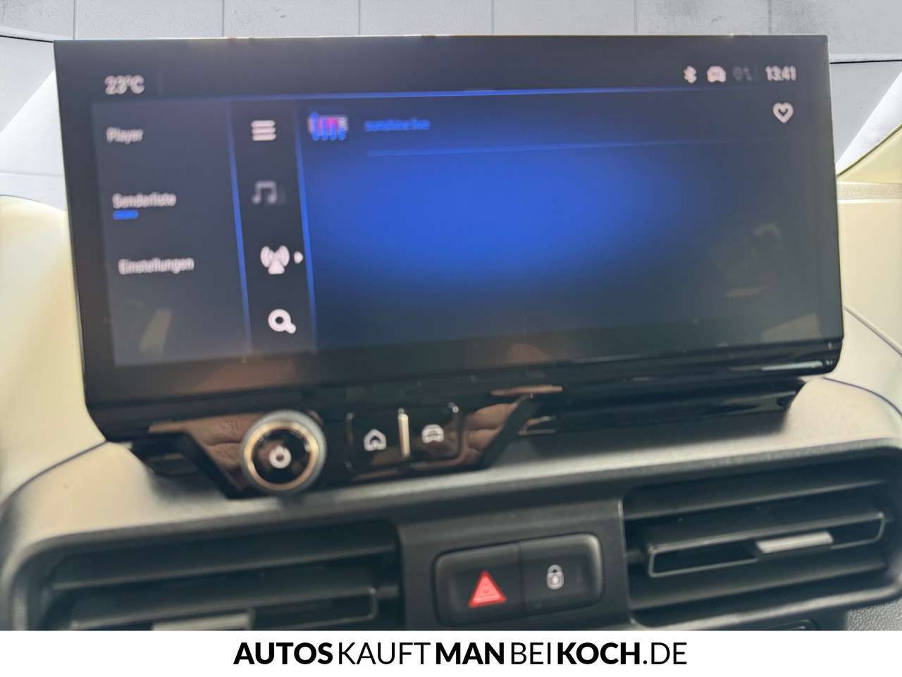 Fahrzeugbild eines Opel Combo Life