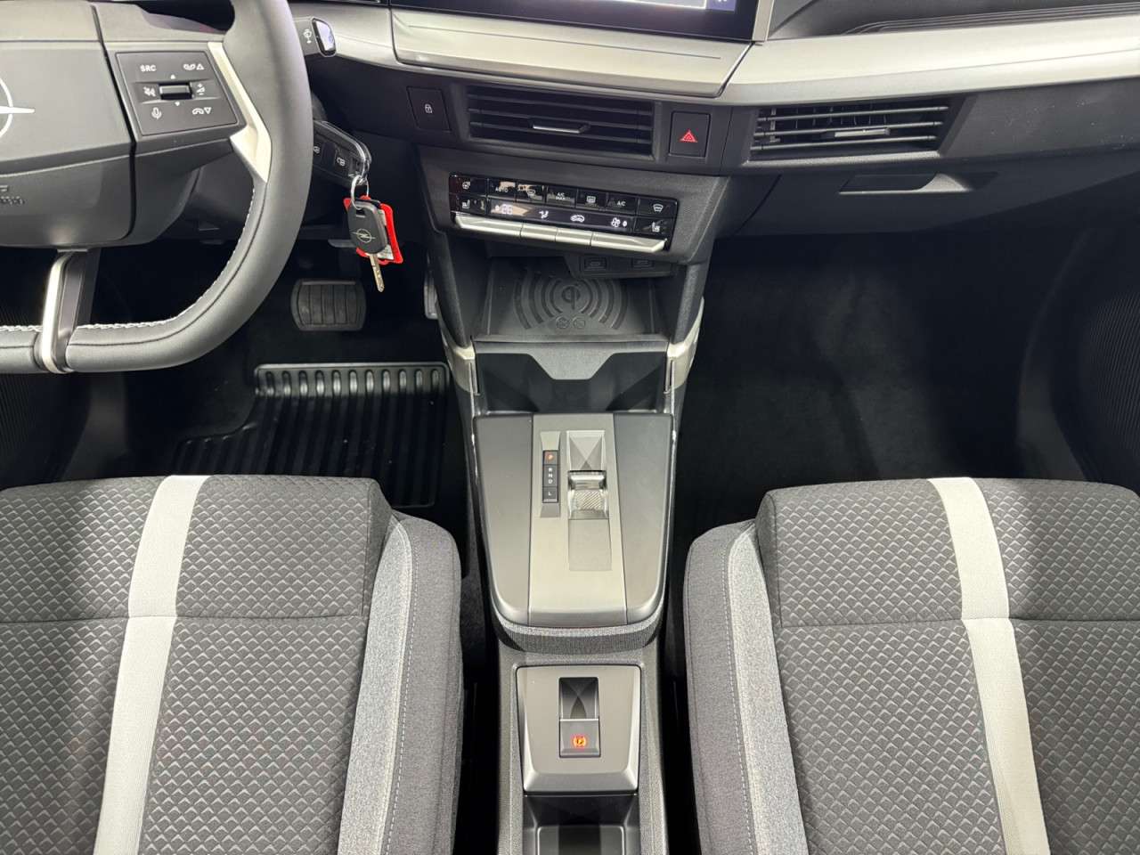 Fahrzeugbild eines Opel Frontera