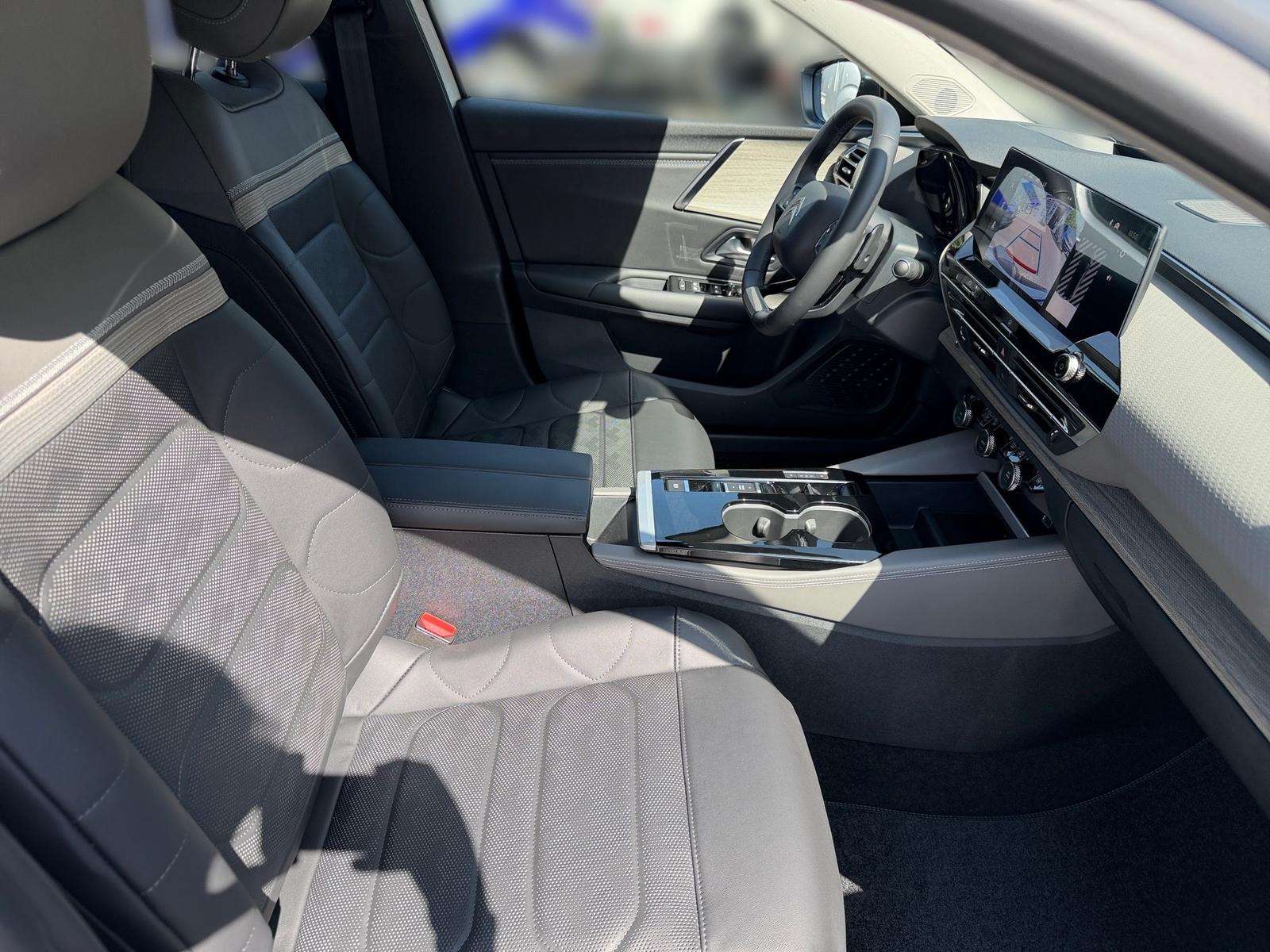 Fahrzeugbild eines Citroën C5 X