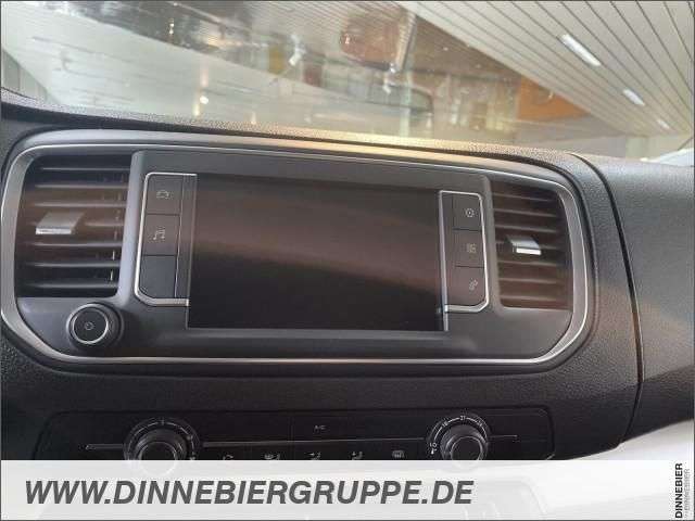Fahrzeugbild eines Opel Vivaro