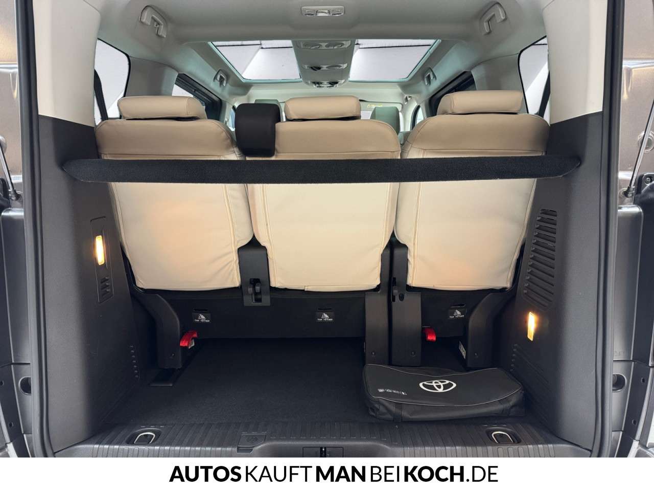 Fahrzeugbild eines Toyota Proace