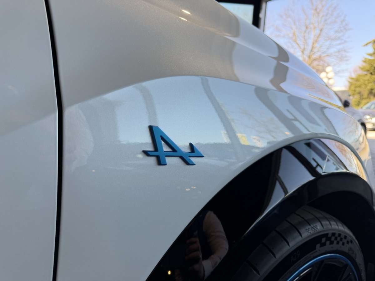 Fahrzeugbild eines Alpine A290