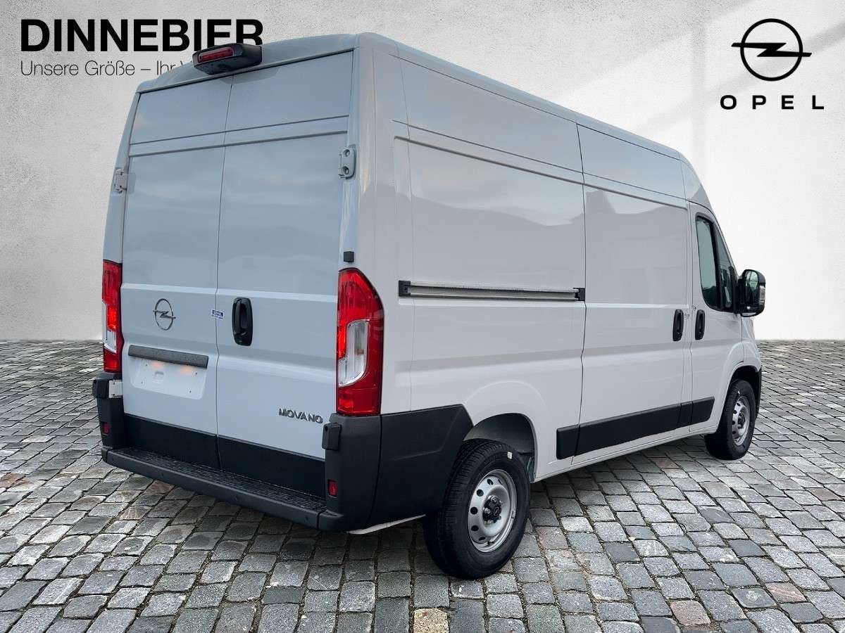Fahrzeugbild eines Opel Movano