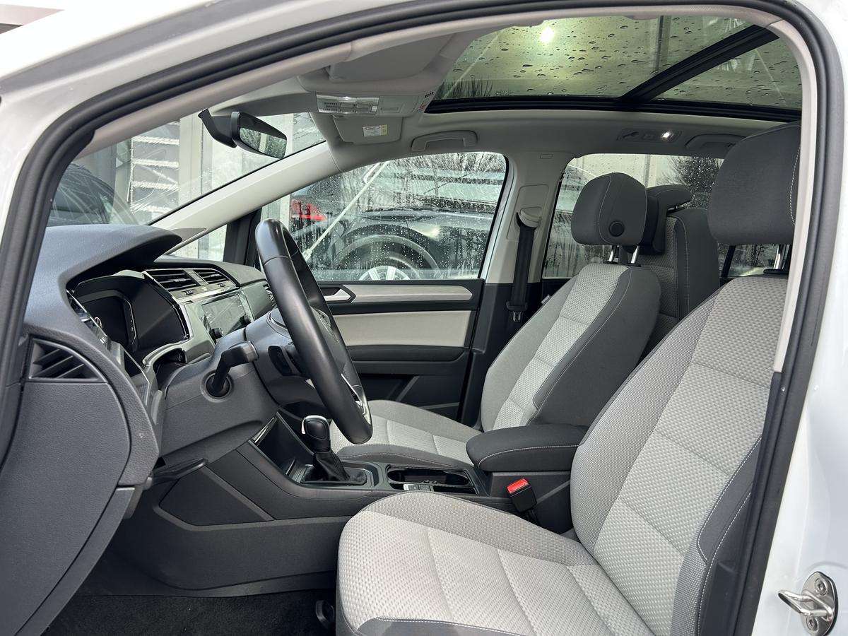 Fahrzeugbild eines Volkswagen Touran