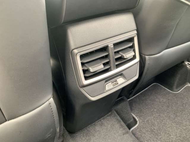 Fahrzeugbild eines MG ZS