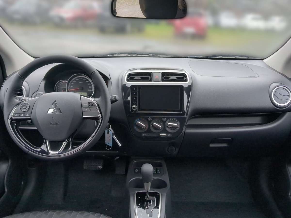 Fahrzeugbild eines Mitsubishi Space Star
