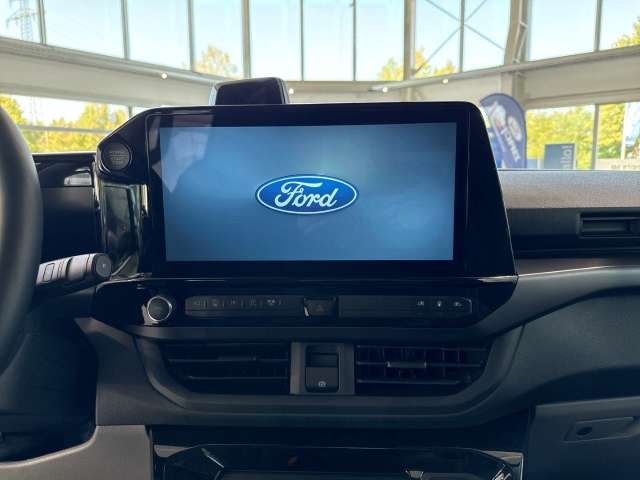 Fahrzeugbild eines Ford Tourneo Custom