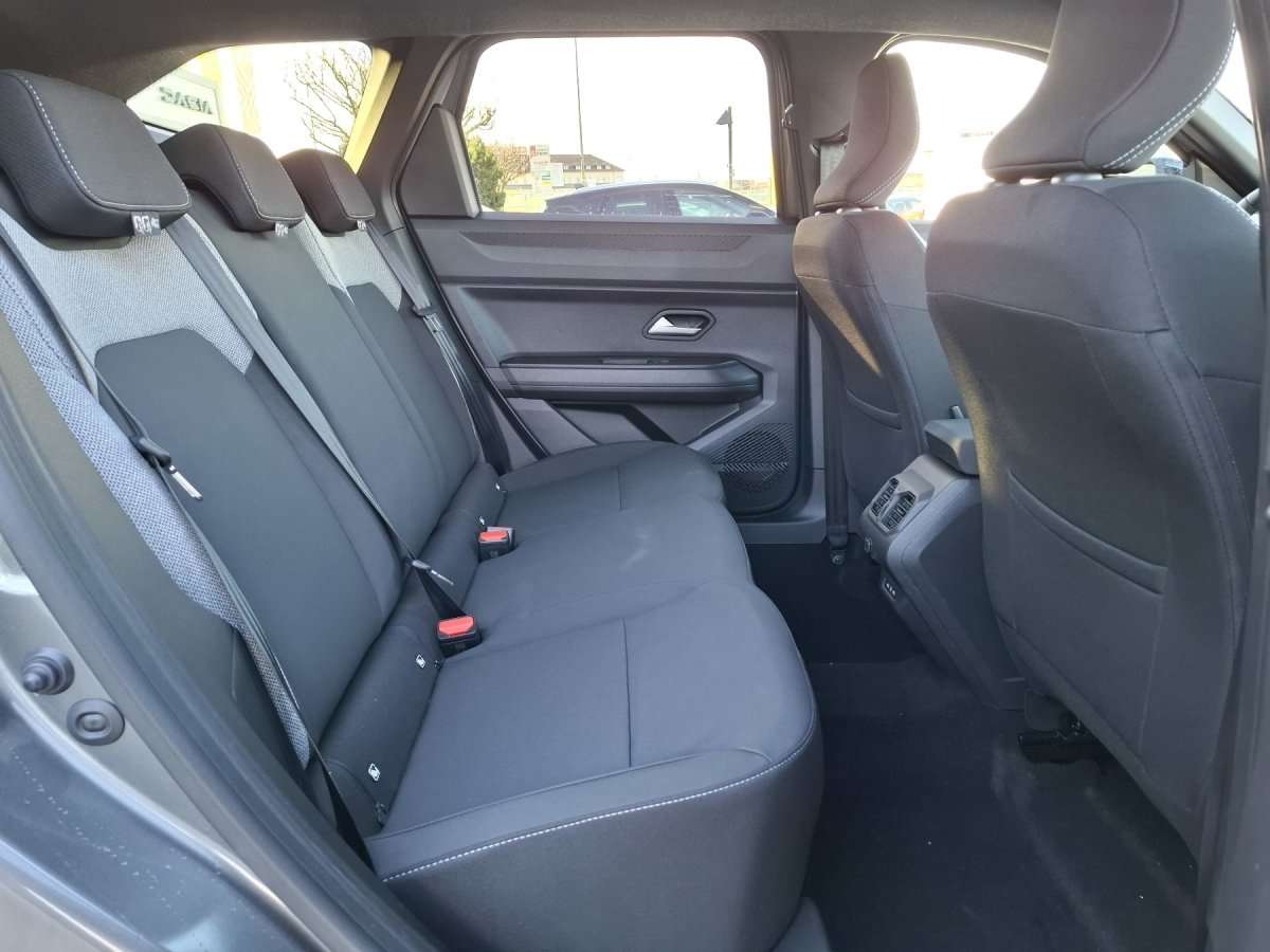 Fahrzeugbild eines Dacia Bigster