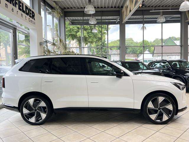 Fahrzeugbild eines Volvo EX90