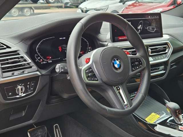 Fahrzeugbild eines BMW X4