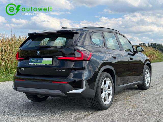 Fahrzeugbild eines BMW iX1