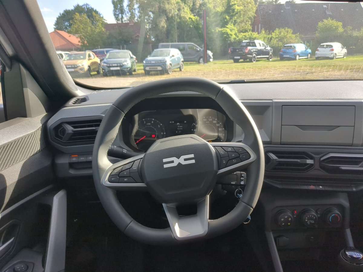Fahrzeugbild eines Dacia Duster