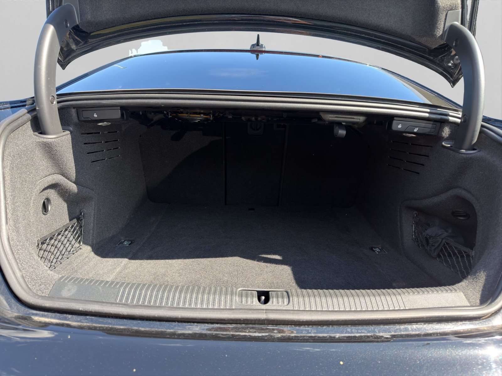 Fahrzeugbild eines Audi S5