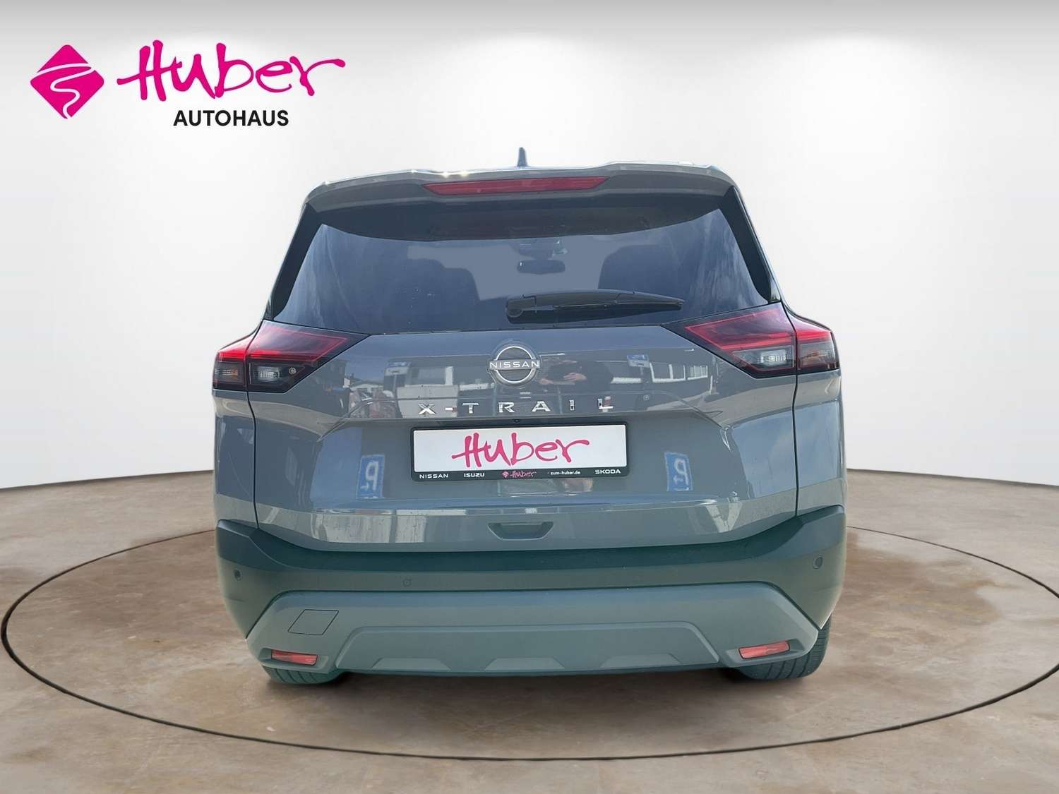 Fahrzeugbild eines Nissan X-TRAIL