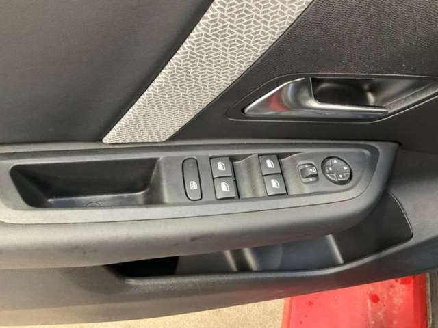 Fahrzeugbild eines Citroën C4