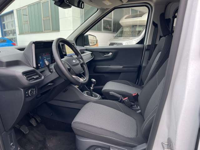 Fahrzeugbild eines Ford Transit Courier