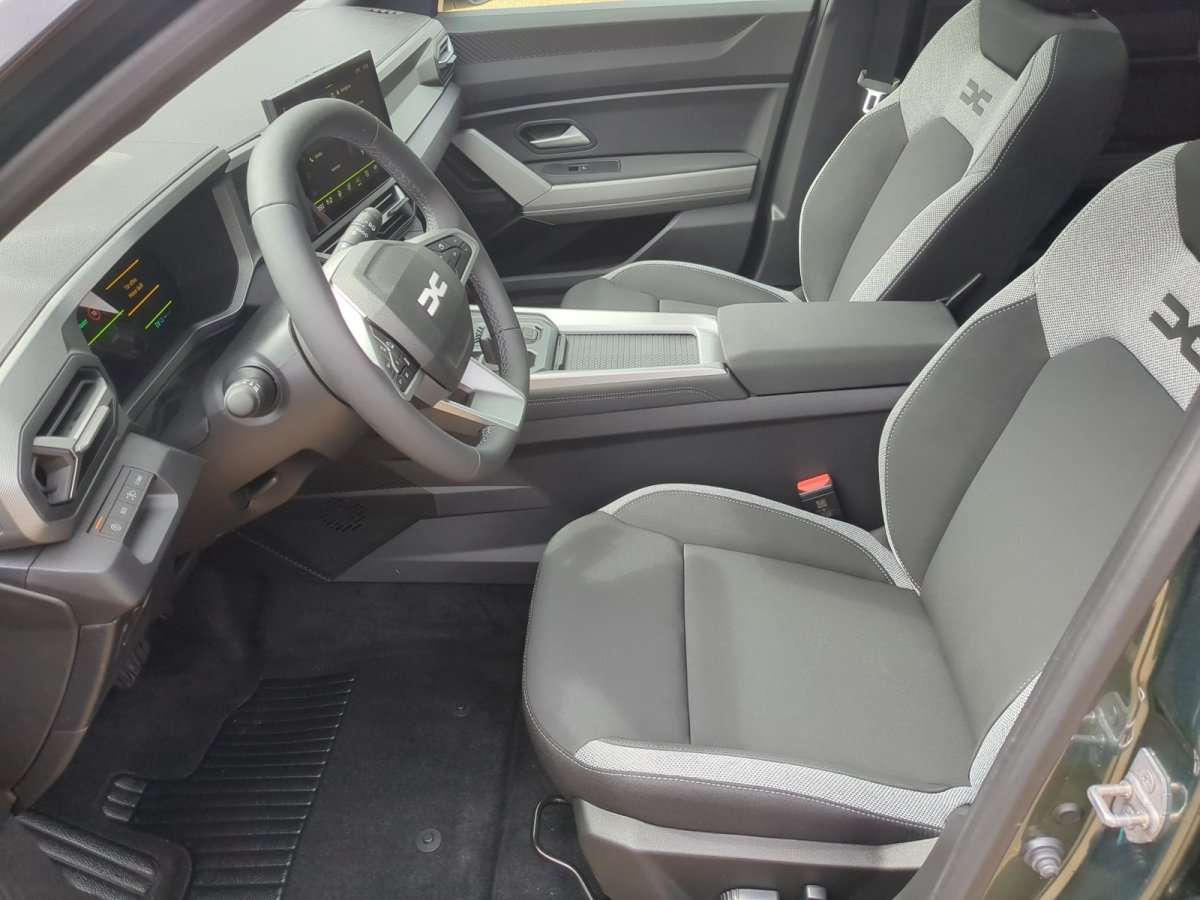 Fahrzeugbild eines Dacia Bigster