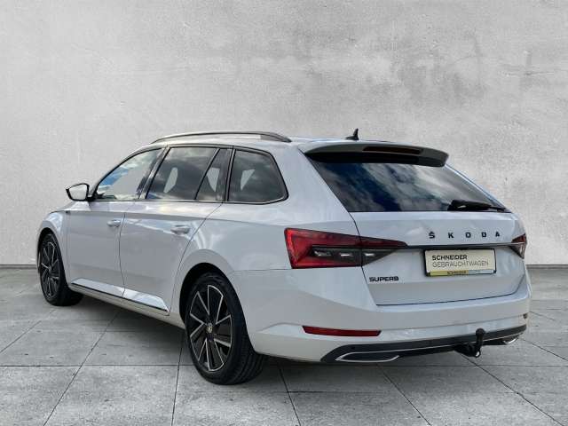 Fahrzeugbild eines Skoda Superb