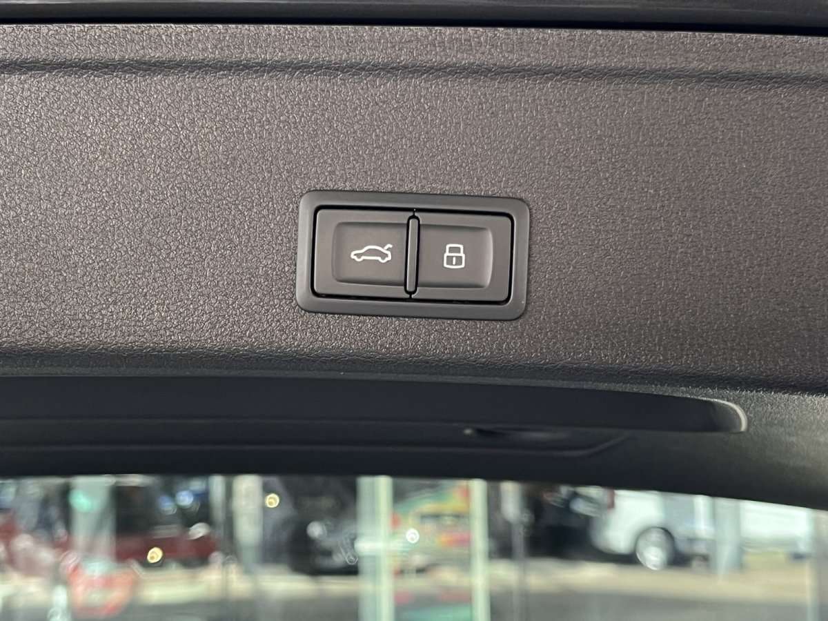 Fahrzeugbild eines Audi A4