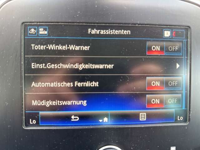 Fahrzeugbild eines Renault Grand Scénic